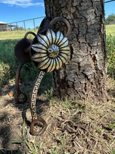 Load image into Gallery viewer, Floral Greca Silver Bit
