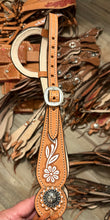 Load image into Gallery viewer, Headstall - Floral Painted
